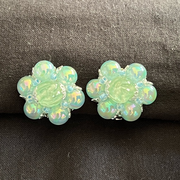 Vintage Iridescent Earrings - Picture 4 of 12